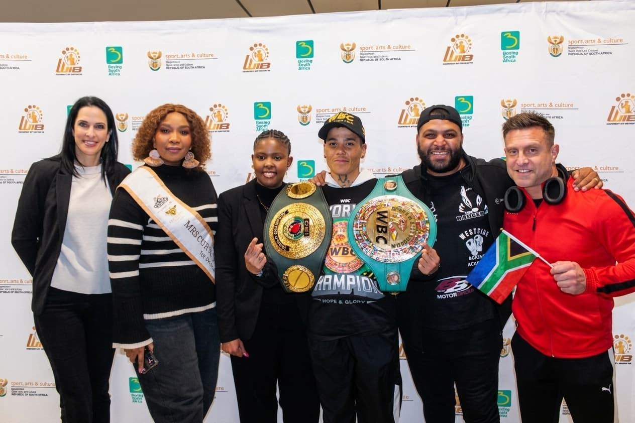 BOXING SOUTH AFRICA WELCOMES HOME FIRST AFRICAN FEMAMLE WBC CHAMPION BERNICE FERREIRA