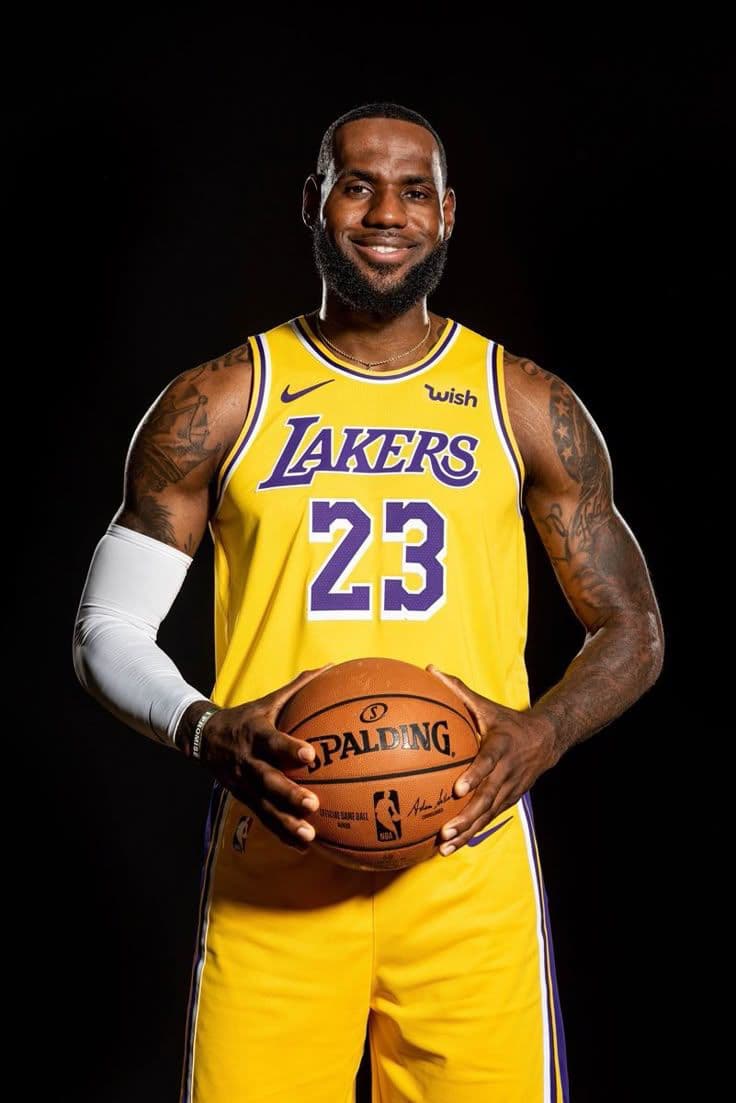 LeBron James Set to Leave Lakers After Historic Eight-Year Run