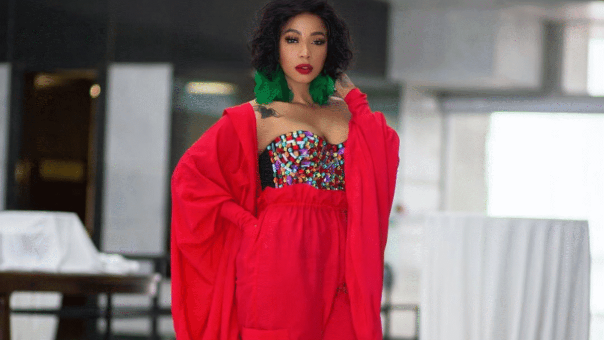 WATCH: Kelly Khumalo Strikes Gold with Hit Single ‘Bazokhuluma’